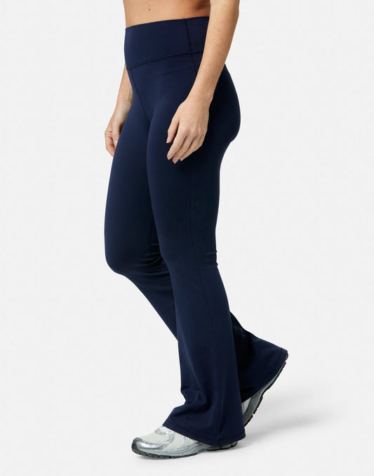 Soft-Motion Flare Legging in Twilight Navy