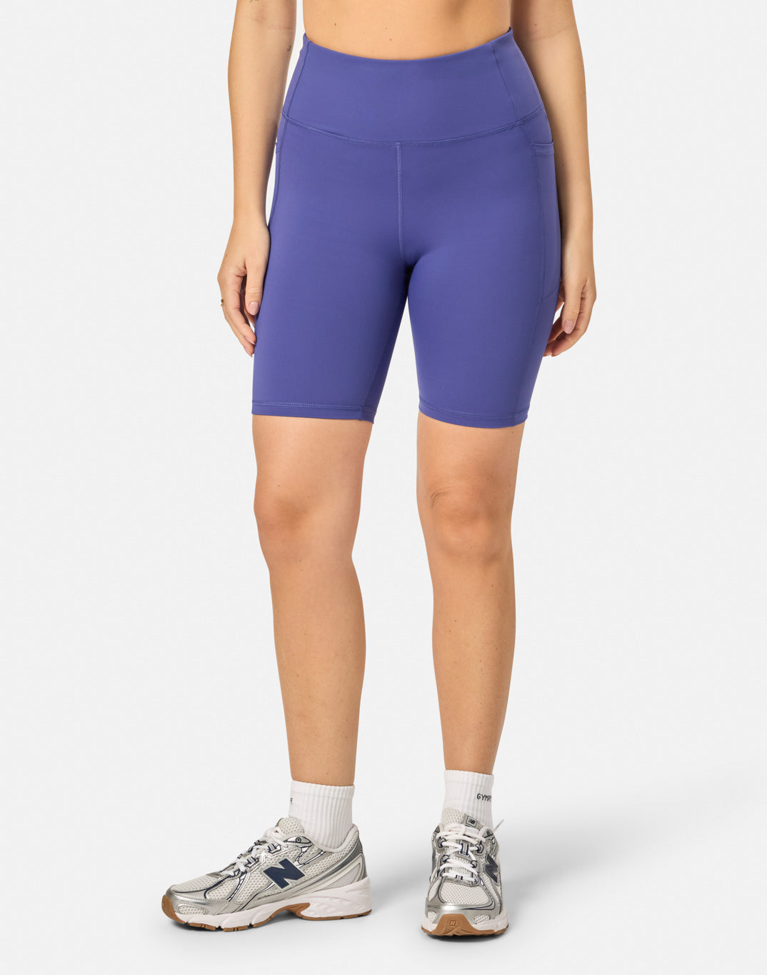 8" Relentless Bike Short in Violet Smoke