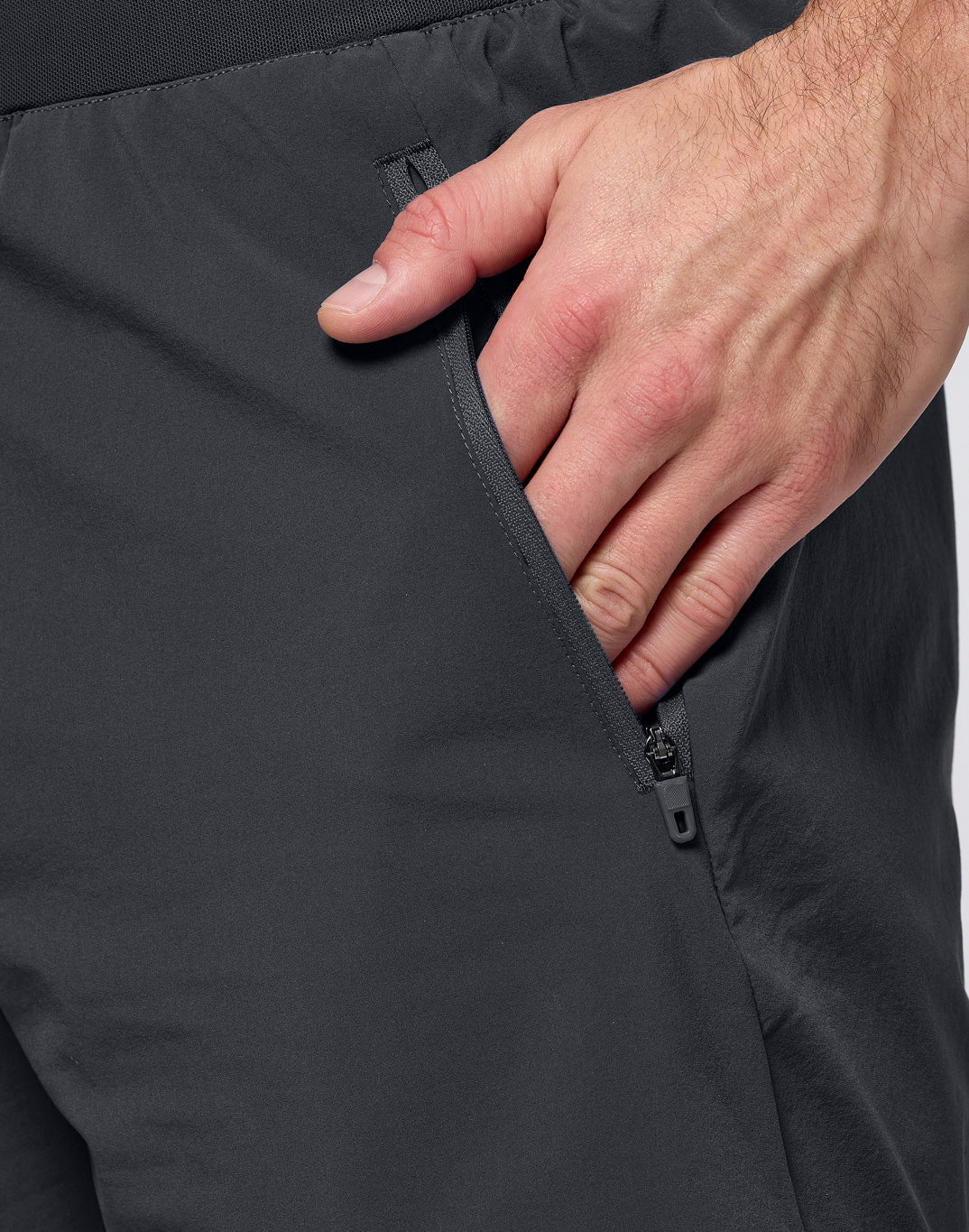 Relentless 7" Shorts in Midnight Grey